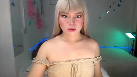 kelesey online show from October 21, 4:30 pm