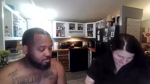Snapshot of queenking55 chatting on June 4, 5:13 am Queen N King Fun Night online show from June 4, 5:13 am