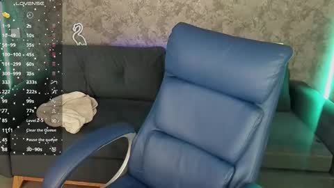 queenlilithh online show from March 22, 2:09 pm