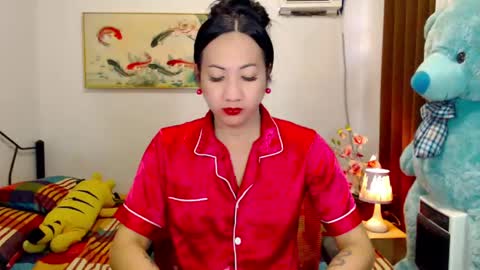 QUEEN online show from May 30, 8:44 am