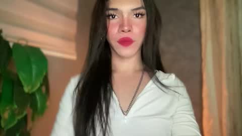 QUEEN online show from April 3, 1:36 am