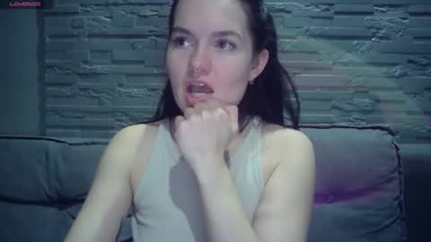 QueenOfModels online show from February 17, 3:19 pm