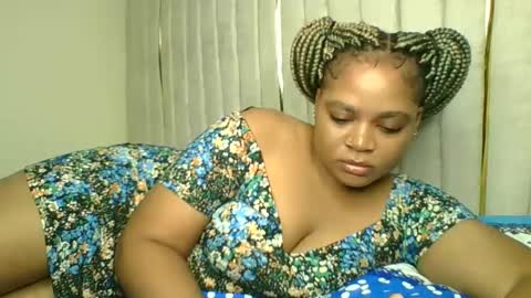 Snapshot of queenofsouls chatting on January 31, 5:51 am . online show from January 31, 5:51 am