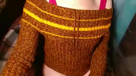 queenoftenderness online show from February 22, 7:45 pm