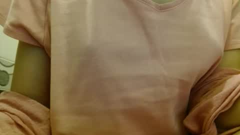 queenoftenderness online show from March 7, 6:27 pm