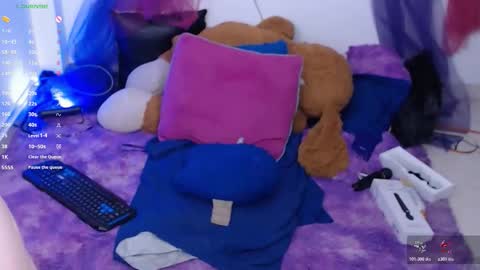 Snapshot of queensami7 chatting on February 26, 10:20 pm Samantha online show from February 26, 10:20 pm