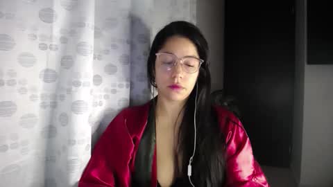 Paola online show from April 13, 3:34 am