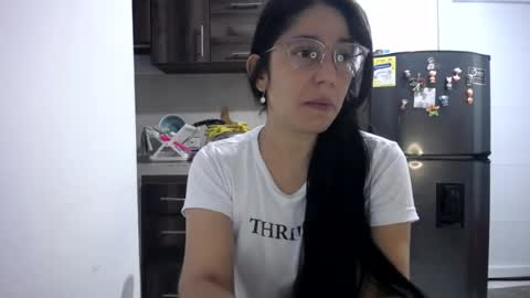 Snapshot of queenvictoria2023 chatting on July 23, 3:59 am Paola online show from July 23, 3:59 am