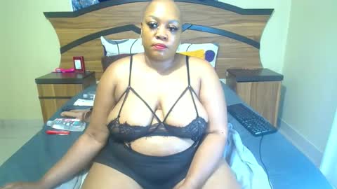 Queenxxxjesy online show from April 16, 1:50 am