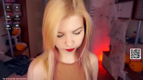 Tate online show from November 3, 4:25 am