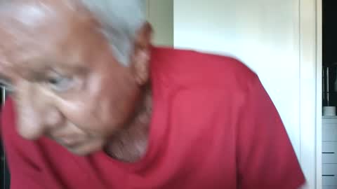 Snapshot of quest_one chatting on October 5, 11:46 pm Jim online show from October 5, 11:46 pm