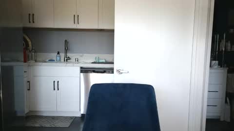 Snapshot of quest_one chatting on October 29, 9:16 pm Jim online show from October 29, 9:16 pm