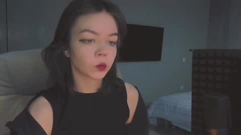 Snapshot of quietluxury chatting on January 7, 9:12 am quietluxury online show from January 7, 9:12 am