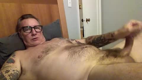 Snapshot of quietmature chatting on February 12, 1:22 am quietmature online show from February 12, 1:22 am