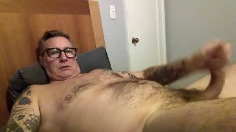 Snapshot of quietmature chatting on February 19, 12:50 am quietmature online show from February 19, 12:50 am