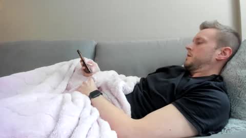 quietstraightcurious online show from April 19, 6:32 pm