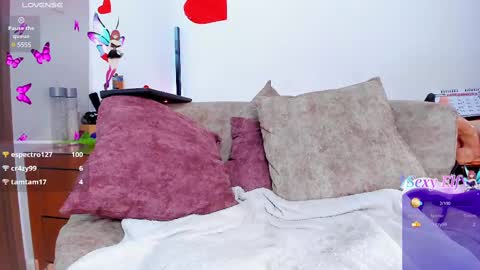 Snapshot of quimeralady chatting on February 16, 2:10 pm Quimera online show from February 16, 2:10 pm