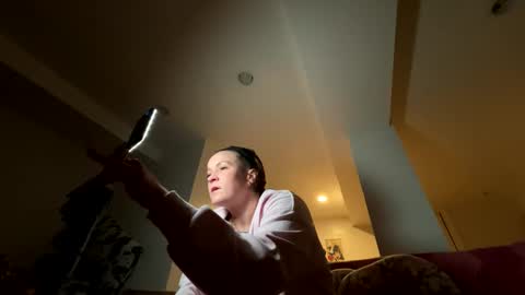 Snapshot of quinnofspades chatting on February 16, 1:25 am quinnofspades online show from February 16, 1:25 am