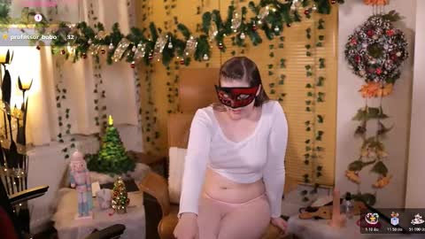 QuinnMonroe online show from December 4, 8:28 pm