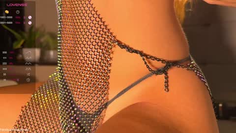 Next stream  December 1 FANSLY Loxrye online show from October 19, 8:09 pm