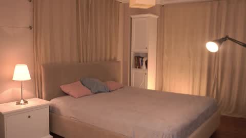 Snapshot of qwelbi chatting on November 24, 5:56 pm kiri online show from November 24, 5:56 pm