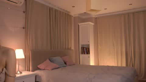 Snapshot of qwelbi chatting on December 5, 4:14 pm kiri online show from December 5, 4:14 pm