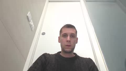 Snapshot of qwerty96cuck96 chatting on December 30, 3:35 pm qwerty96cuck96 online show from December 30, 3:35 pm