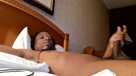 r0mm1354 online show from April 10, 6:51 am