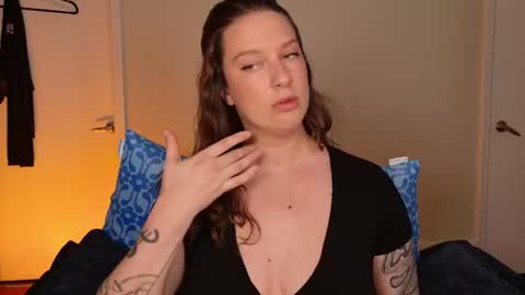 Snapshot of rach_oneill chatting on July 13, 2:09 pm Rach ONeill online show from July 13, 2:09 pm