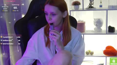 rachel__lips online show from March 25, 6:03 pm