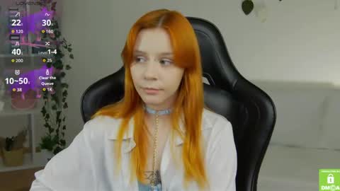 rachel__lips online show from May 28, 9:39 am