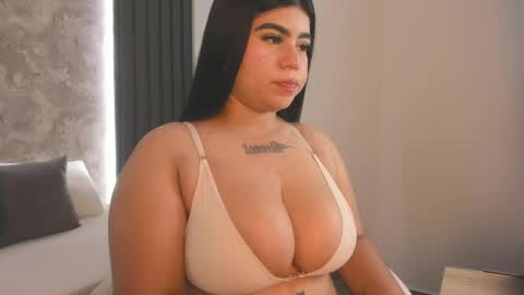 R A C H E L   online show from April 15, 2:29 am