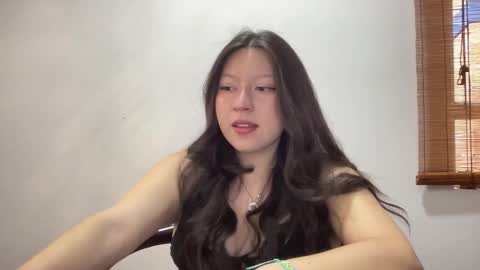 Snapshot of rachel_james__ chatting on November 16, 9:42 pm rachel james online show from November 16, 9:42 pm