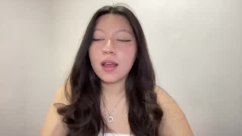 Snapshot of rachel_james__ chatting on December 13, 7:53 pm rachel james online show from December 13, 7:53 pm