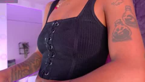 Snapshot of rachel_martinez chatting on September 25, 11:25 am RACHEL online show from September 25, 11:25 am