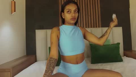Snapshot of rachel_martinez chatting on October 14, 11:44 am RACHEL online show from October 14, 11:44 am