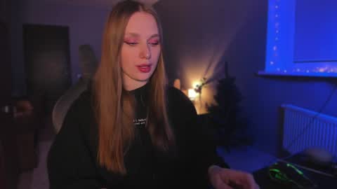 Snapshot of rachel_passion chatting on December 15, 6:59 pm Diana online show from December 15, 6:59 pm