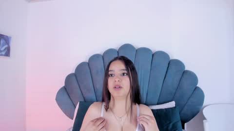 Snapshot of rachel_ribeiro chatting on February 5, 6:26 pm Rachel Ribeiro online show from February 5, 6:26 pm