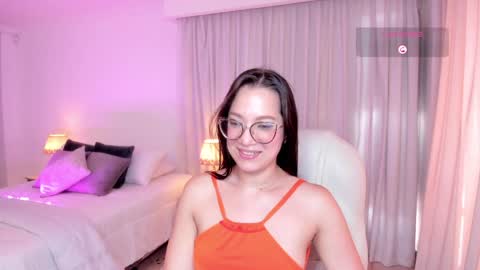 Snapshot of rachel_williamss chatting on January 5, 5:20 pm rachel online show from January 5, 5:20 pm