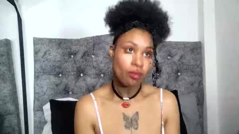 RachelAnn online show from April 18, 2:48 am