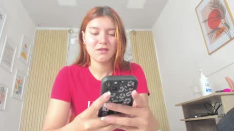 Snapshot of rachellesc chatting on May 27, 12:13 pm rachellesc online show from May 27, 12:13 pm