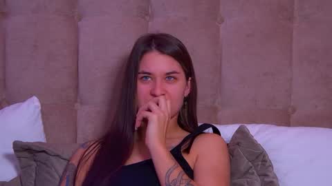 Snapshot of rachellsimpson chatting on January 24, 12:31 am RachellSimpson online show from January 24, 12:31 am