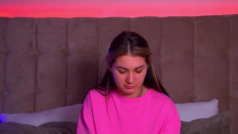 Snapshot of rachellsimpson chatting on February 3, 6:28 pm RachellSimpson online show from February 3, 6:28 pm