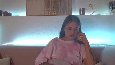 Snapshot of rachellsimpson chatting on February 24, 12:41 am RachellSimpson online show from February 24, 12:41 am