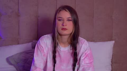 Snapshot of rachellsimpson chatting on February 27, 9:14 pm RachellSimpson online show from February 27, 9:14 pm