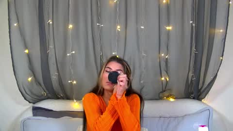 Snapshot of rachellsimpson chatting on November 5, 6:52 pm RachellSimpson online show from November 5, 6:52 pm