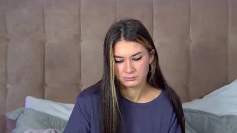 Snapshot of rachellsimpson chatting on November 15, 6:37 pm RachellSimpson online show from November 15, 6:37 pm