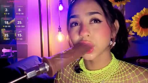 RACHEL online show from February 1, 7:45 pm