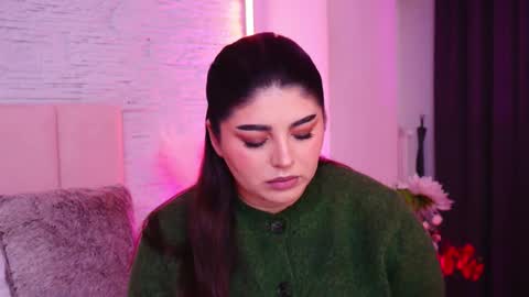 RachelSwaan online show from February 18, 7:48 am