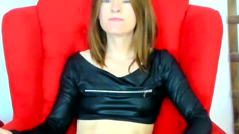 raemonnay online show from March 3, 1:20 pm